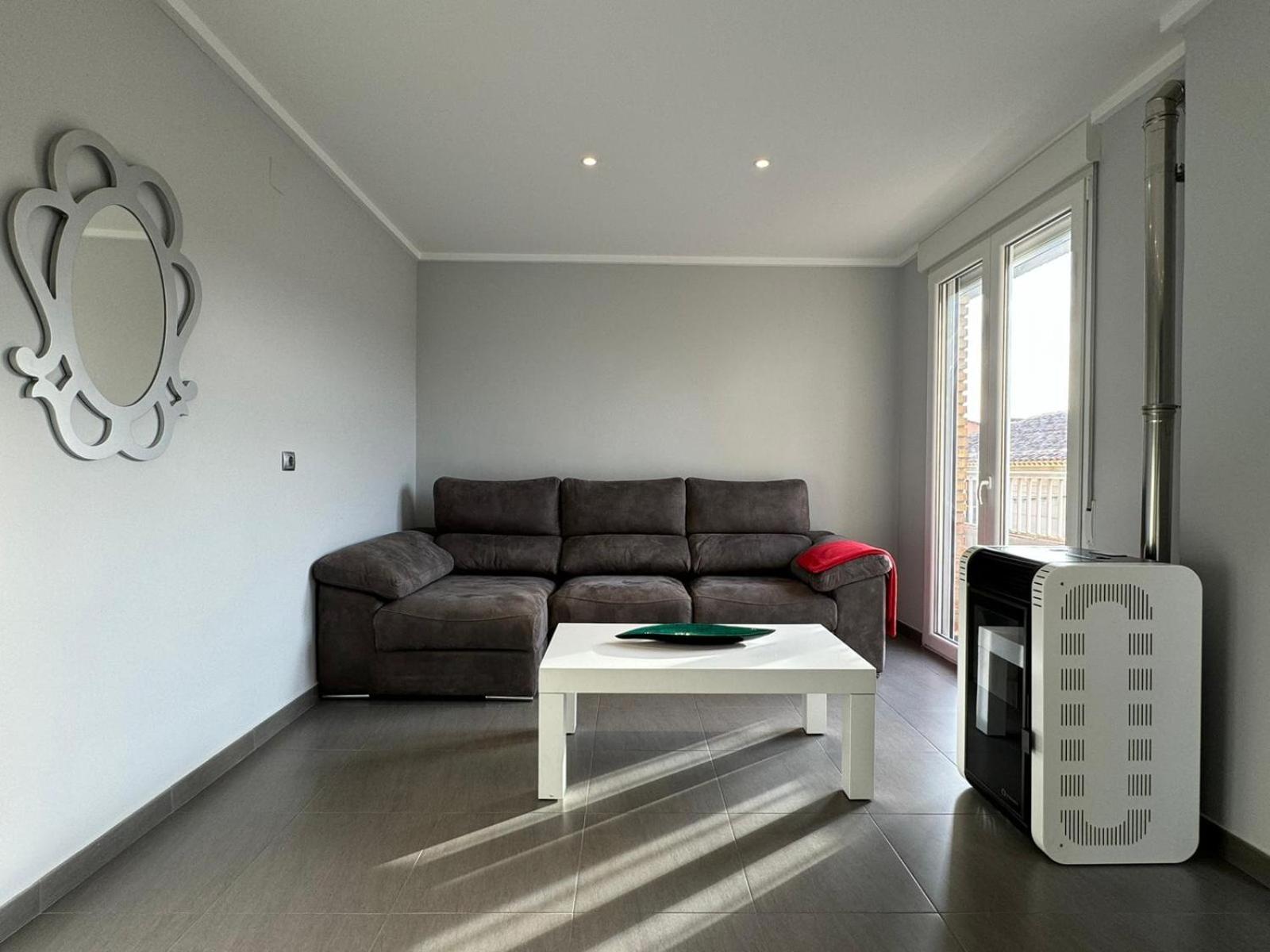 Apartamento Novo En Montealegre Amplio Y Comodo Montealegre del Castillo Kültér fotó