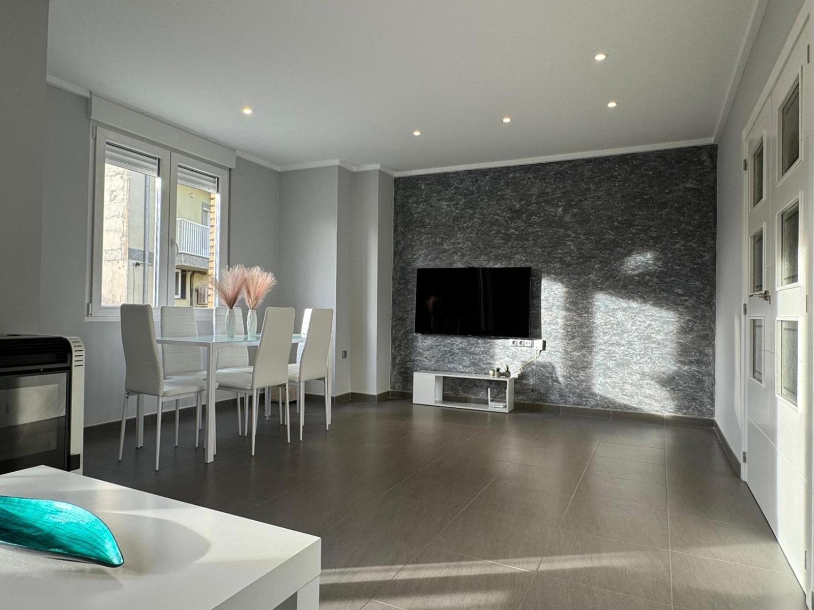 Apartamento Novo En Montealegre Amplio Y Comodo Montealegre del Castillo Kültér fotó